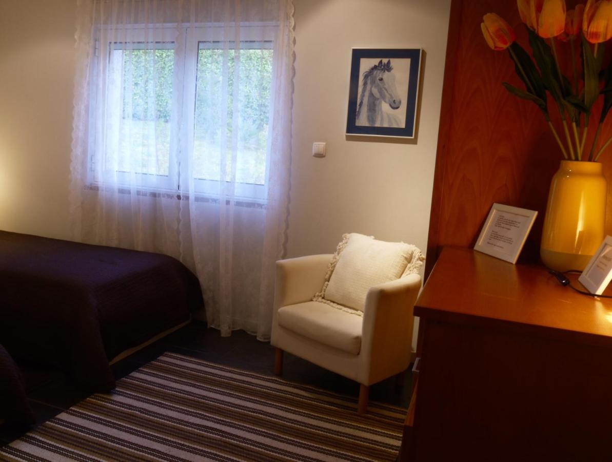 Zweibettzimmer mit Gemeinschaftsbad