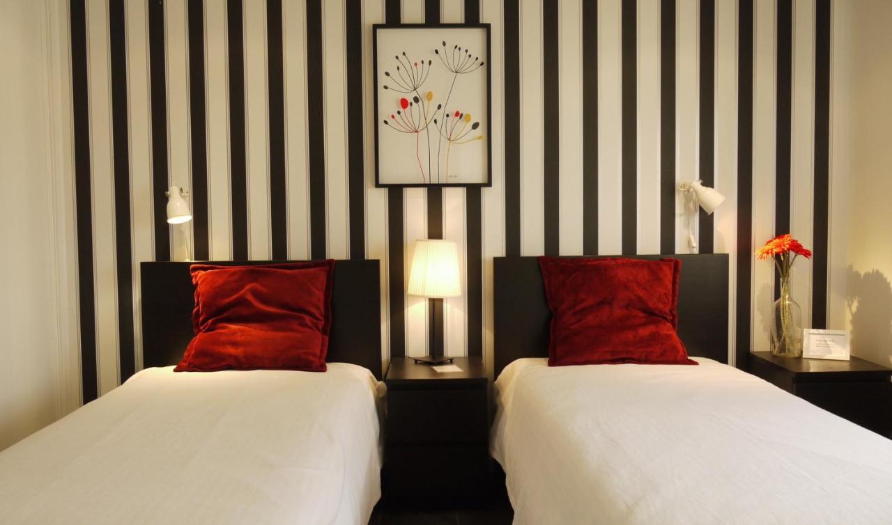 Zweibettzimmer mit eigenem Bad