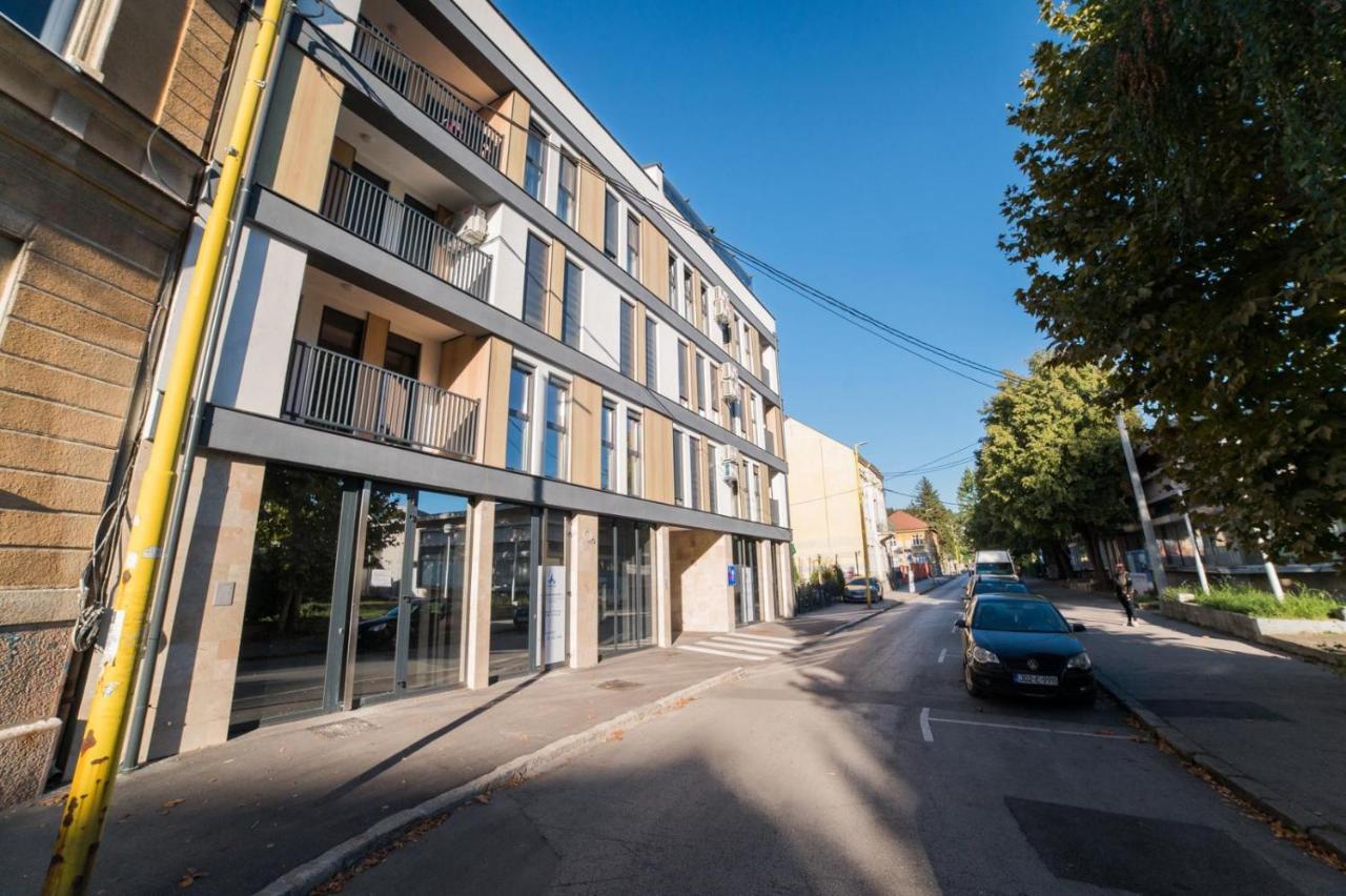 Elegance City Apartment - B&B Tuzla