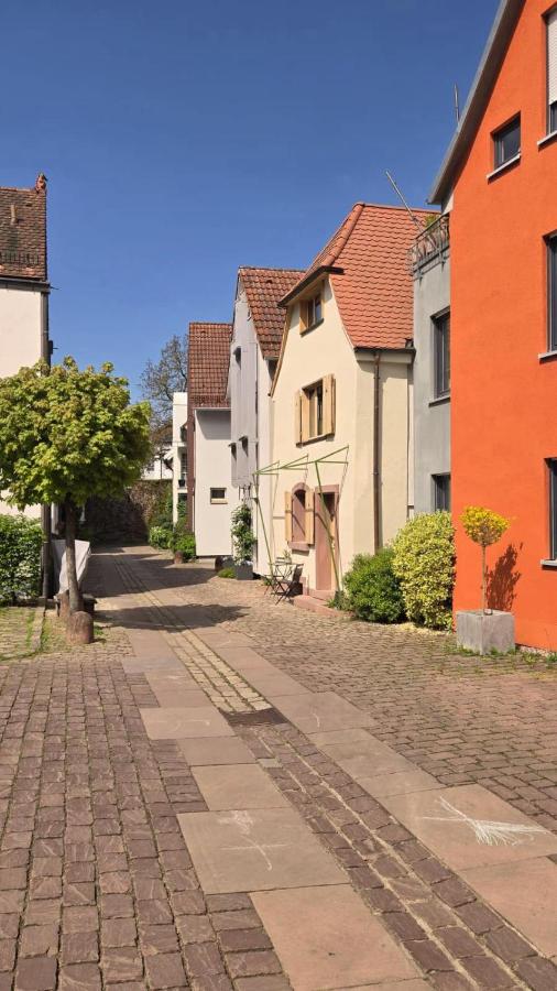 "Armenhäusle" in der Ettlinger Altstadt - B&B Ettlingen