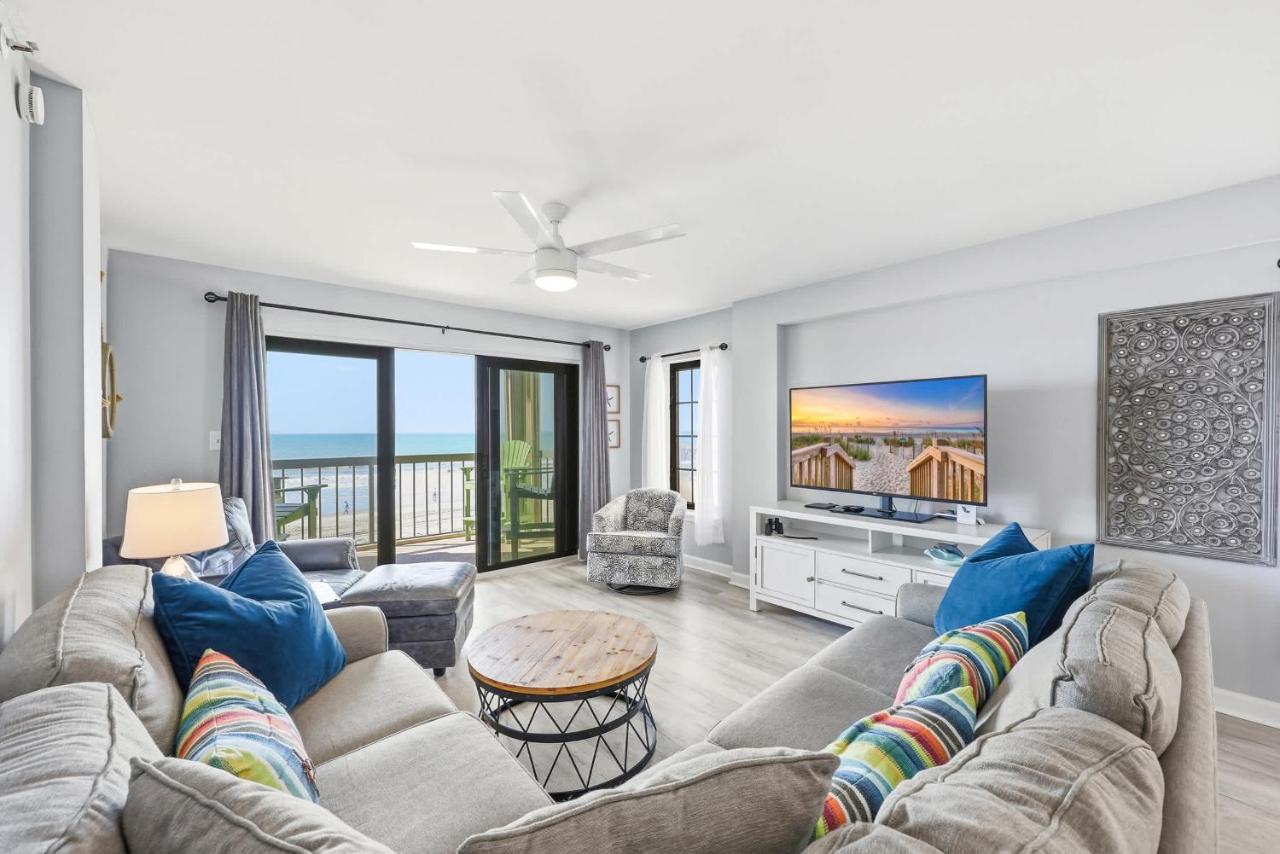 Sandy Bits Oceanfront Premium Condo with Pool - B&B Myrtle Beach