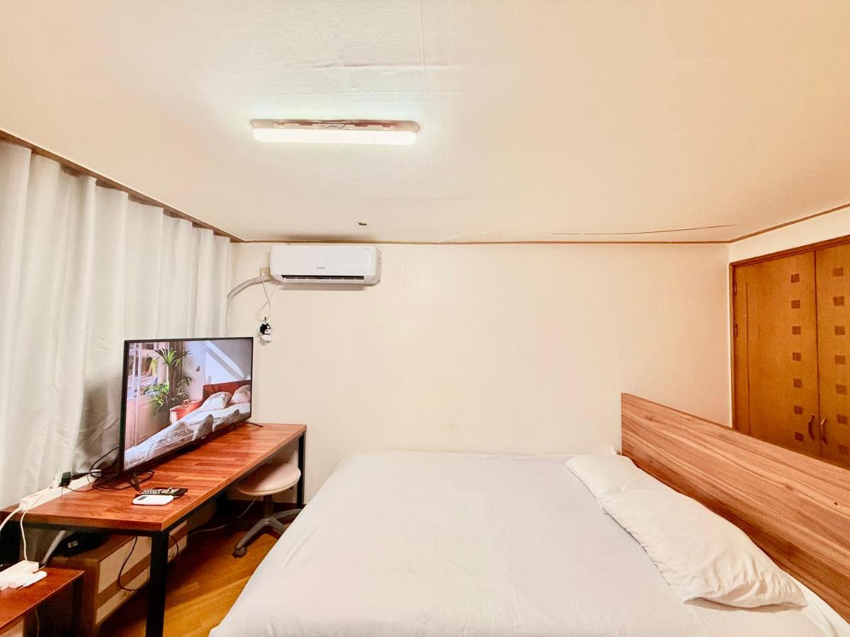Seoul Adam's Home Residence Gangnam Station - B&B Seoul