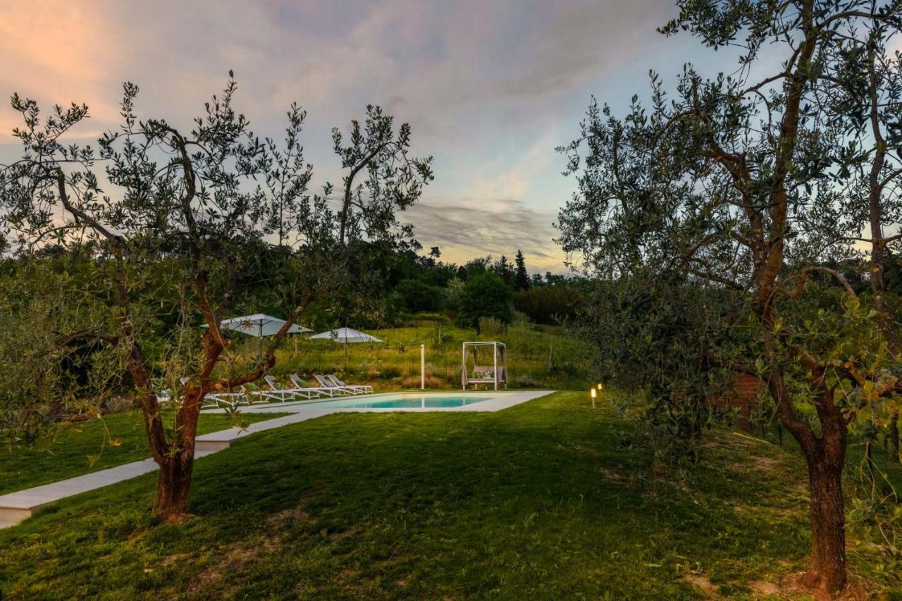 Villa Amore, a Romantic Hilltop Farmhouse in Lucca - B&B Lucca