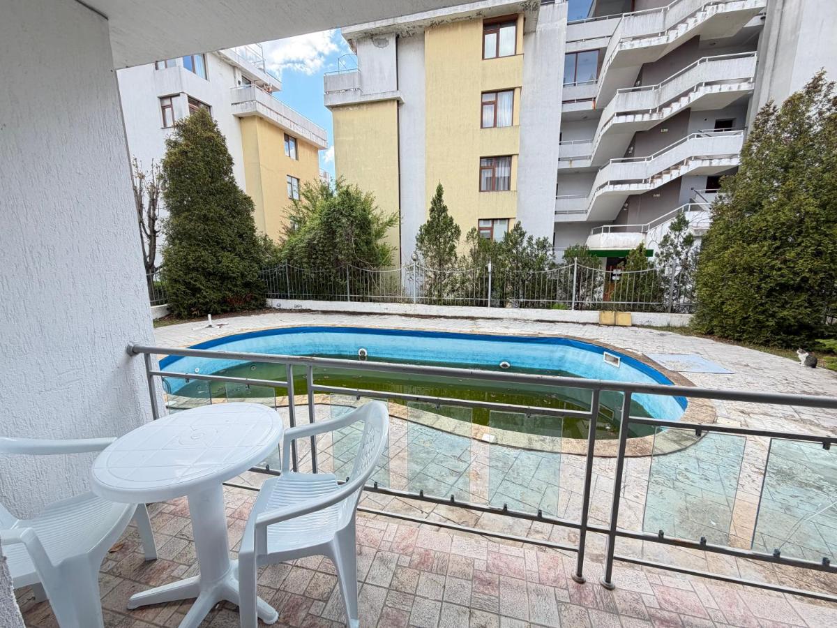 Daisy Guest House - B&B Sveti Vlas