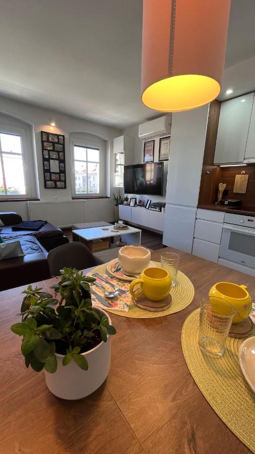 Apartament Crooked stairs - B&B Zielona Gora