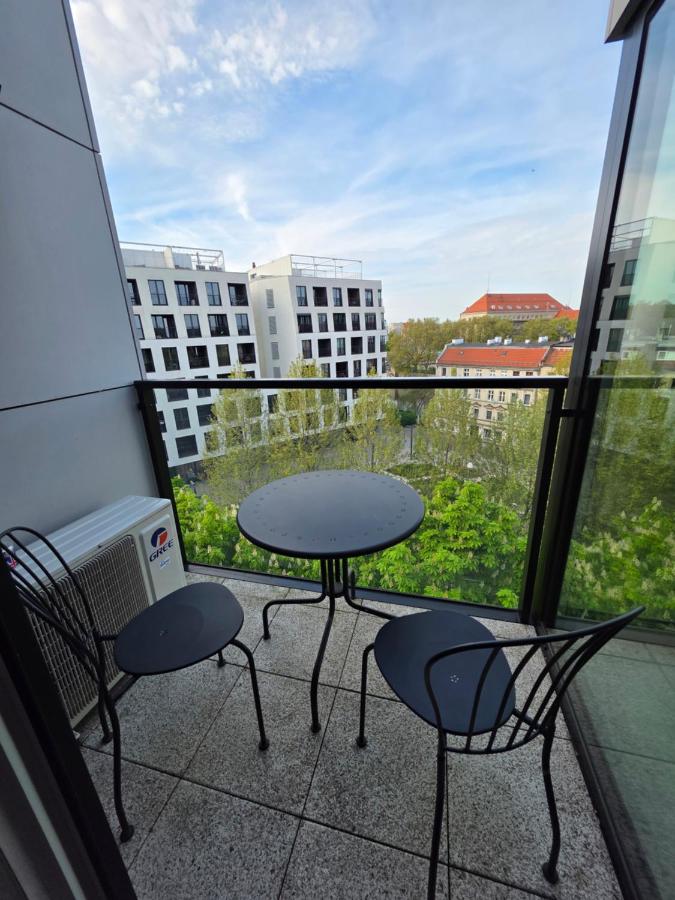 Riverside Luxury Studio Old Town Wroclaw WIFI - B&B Wroclaw