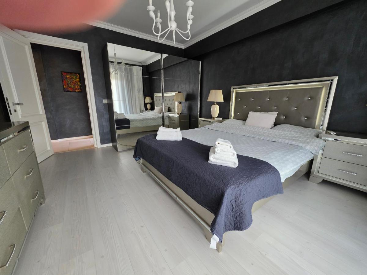 JohnResidence - B&B Valea Lupului
