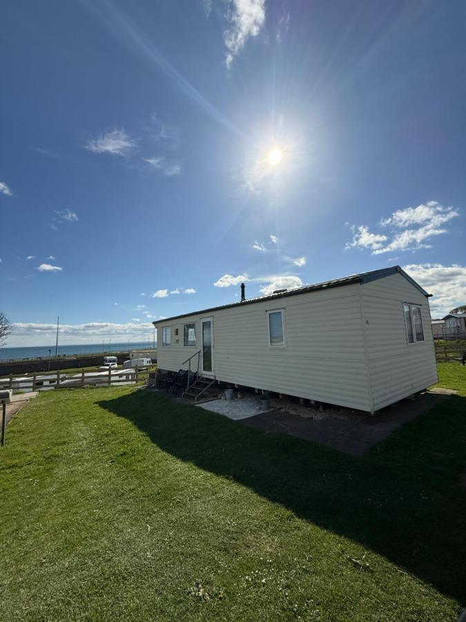 Sea View Holiday Home - Bed and Breakfast Arbroath
