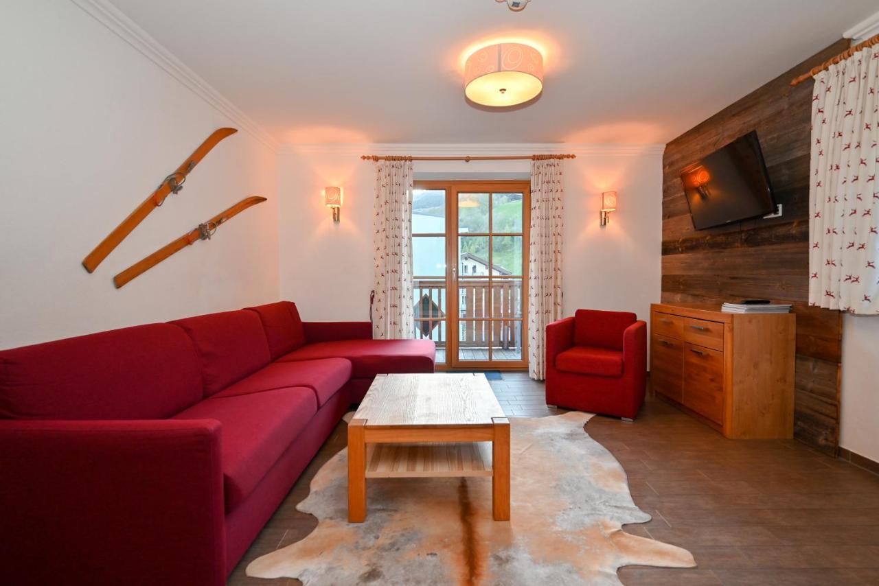 Appartementhaus Kristall incl Joker Card by All in One Apartments - Bed and Breakfast Saalbach