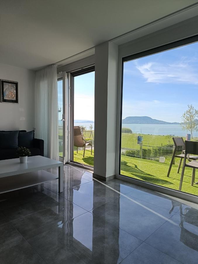 Villapark Apartman A-B 6 - Chambres d'hôtes Fonyód