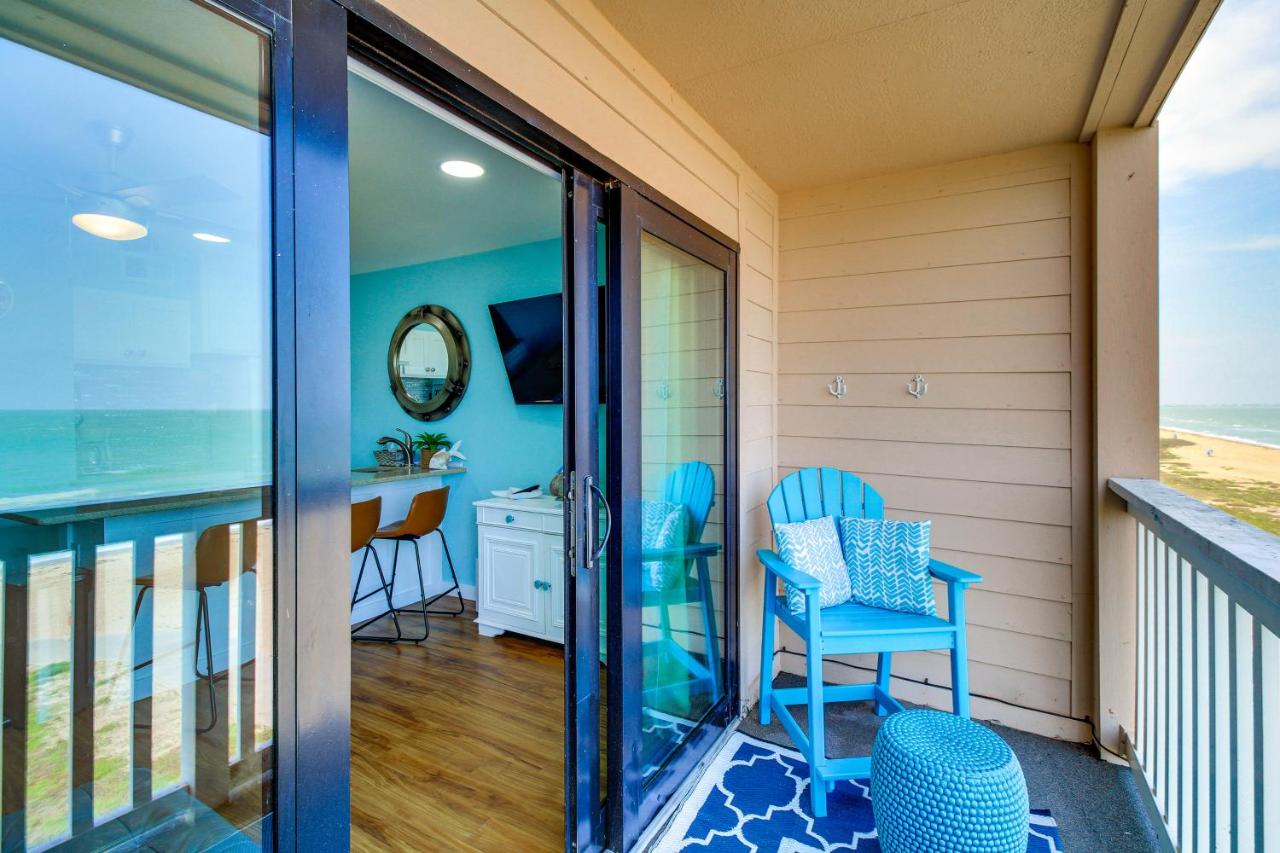 Balcony w/ Ocean View! North Beach 2nd-Floor Condo - B&B Corpus Christi