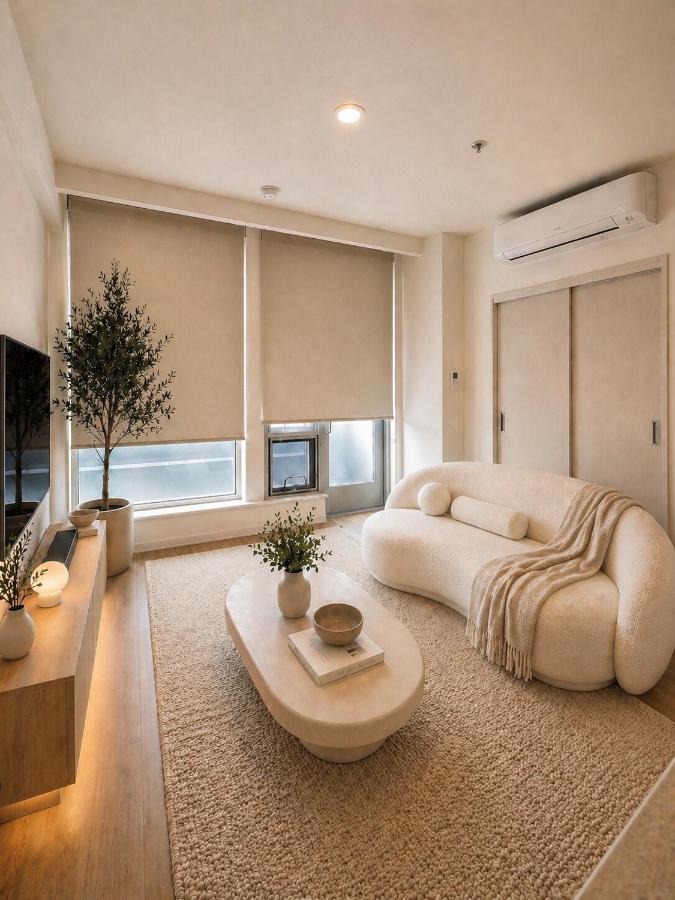 Ocean Breeze Hideaway Steps to the Beach - Bed and Breakfast Los Angeles