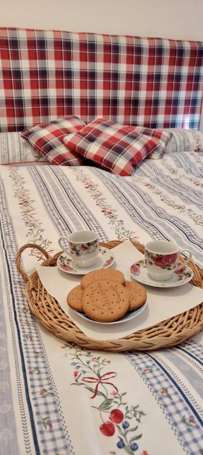One Step To The Monuntain - Garda Lake - B&B Ferrara di Monte Baldo