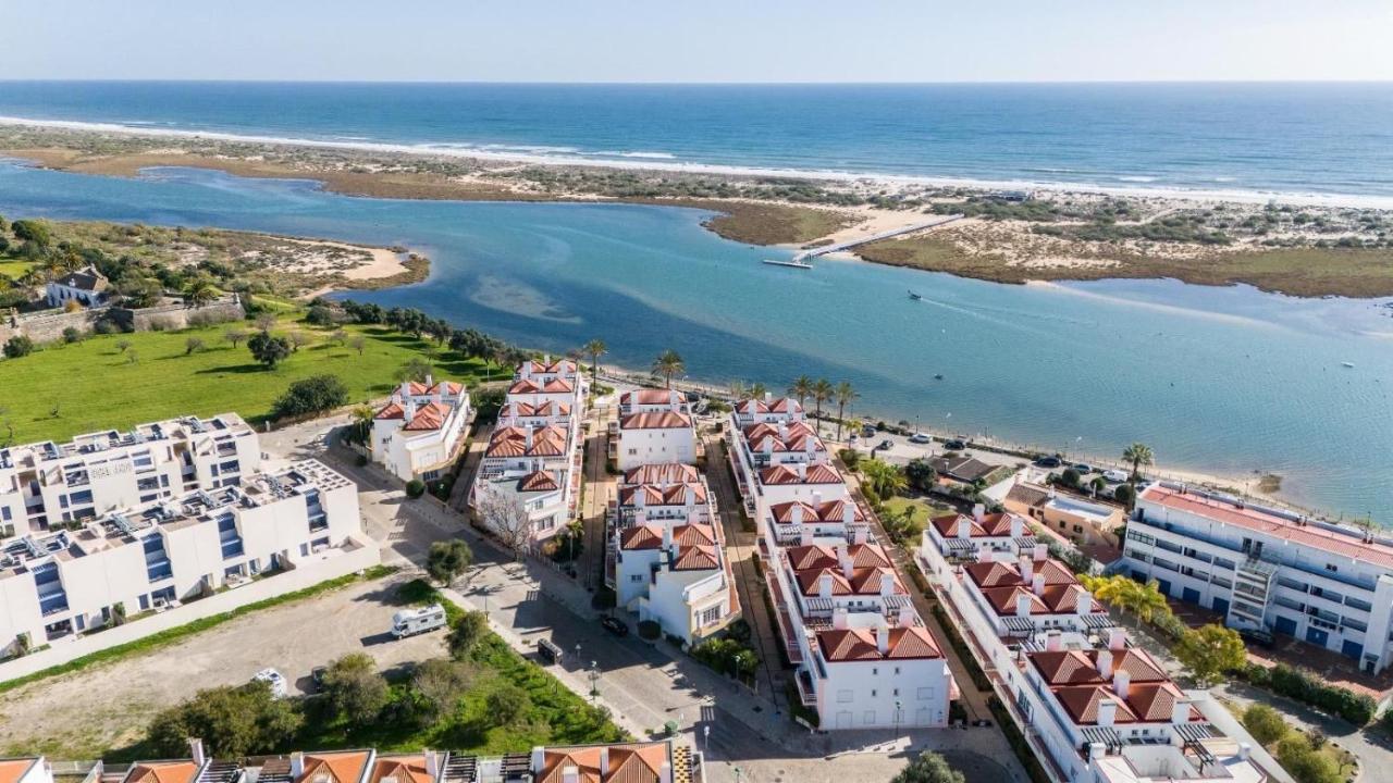 Ria Seahouse Cabanas de Tavira - B&B Tavira