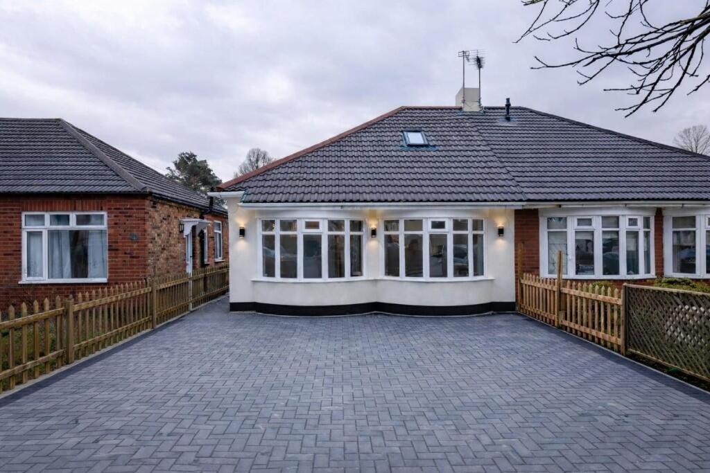 Chestnut House - B&B Redcar