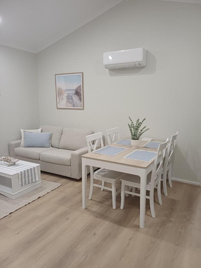Mindarie Leisure Guest House - B&B Mindarie