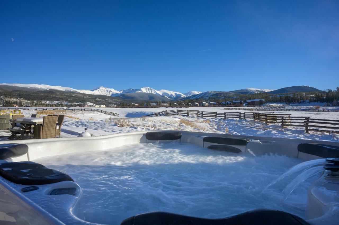 Downtown WP Luxury Home 305 I Private Hot Tub I Great Views I Activity Program - Chambres d'hôtes Fraser