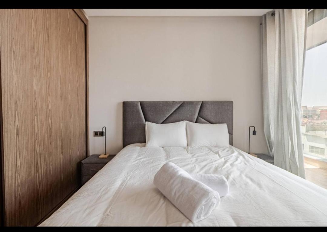 Modern Studio 10 min CFC near Sheikh Khalifa Hospital & UM6SS - Chambres d'hôtes Casablanca