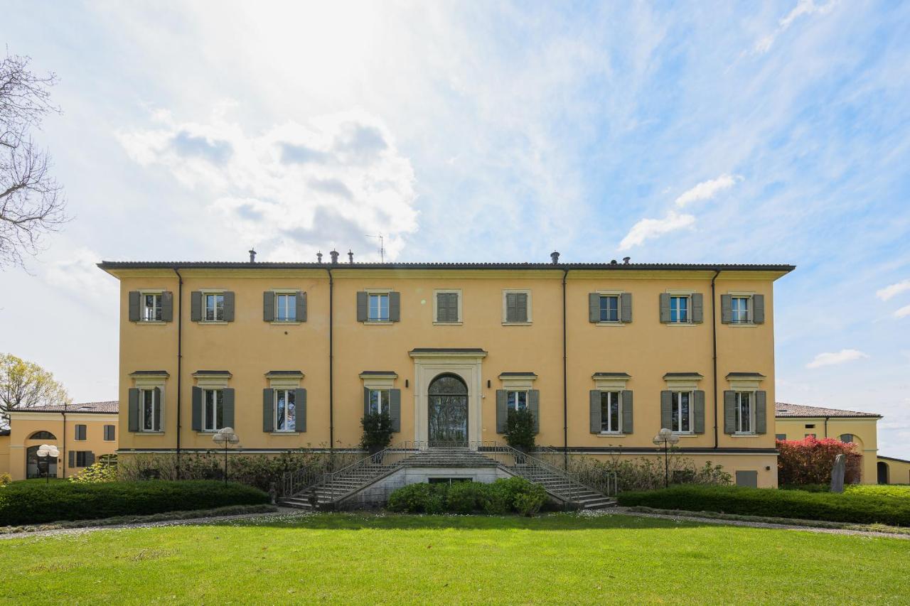 La Grotta Incantata - Elegante suite tra arte e natura a Modena - B&B Modena