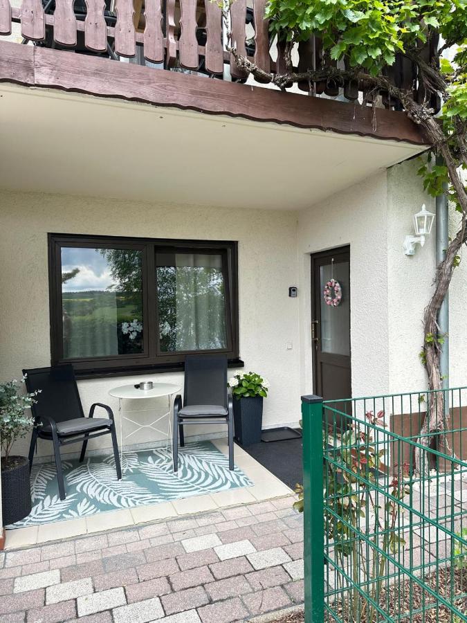 Wohlfühl Nest mit schöner Aussicht in der Eifel - B&B Rittersdorf