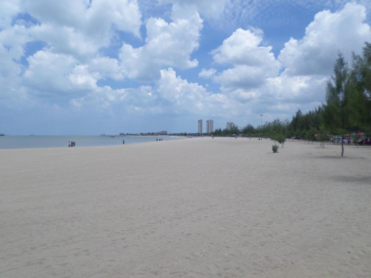 NEW HEALING SPOT At Klebang Beach- 3BR 6PAX Seafront View Melaka - B&B Malacca