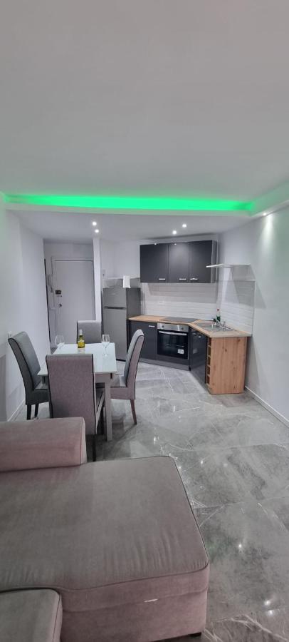 Cristianos V - Bed and Breakfast Los Cristianos