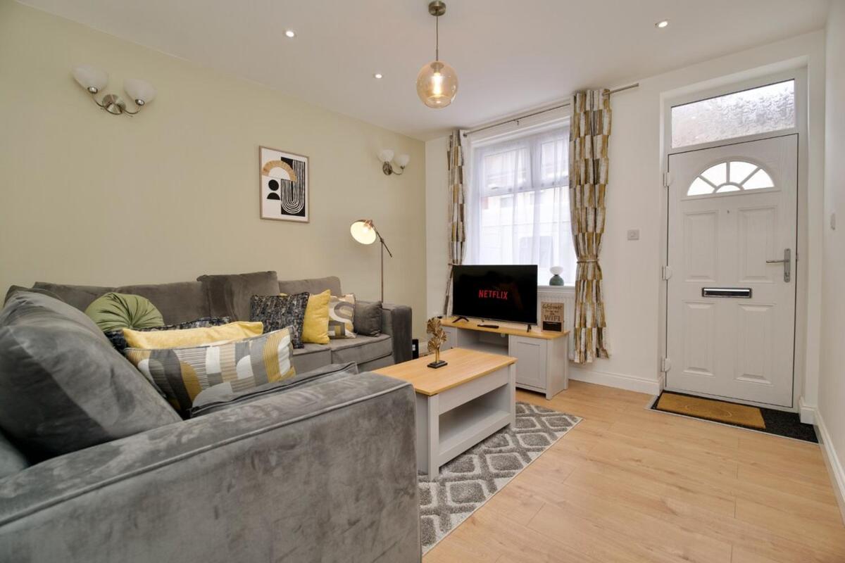 Toler House Serviced Accommodation Nuneaton - Chambres d'hôtes Nuneaton