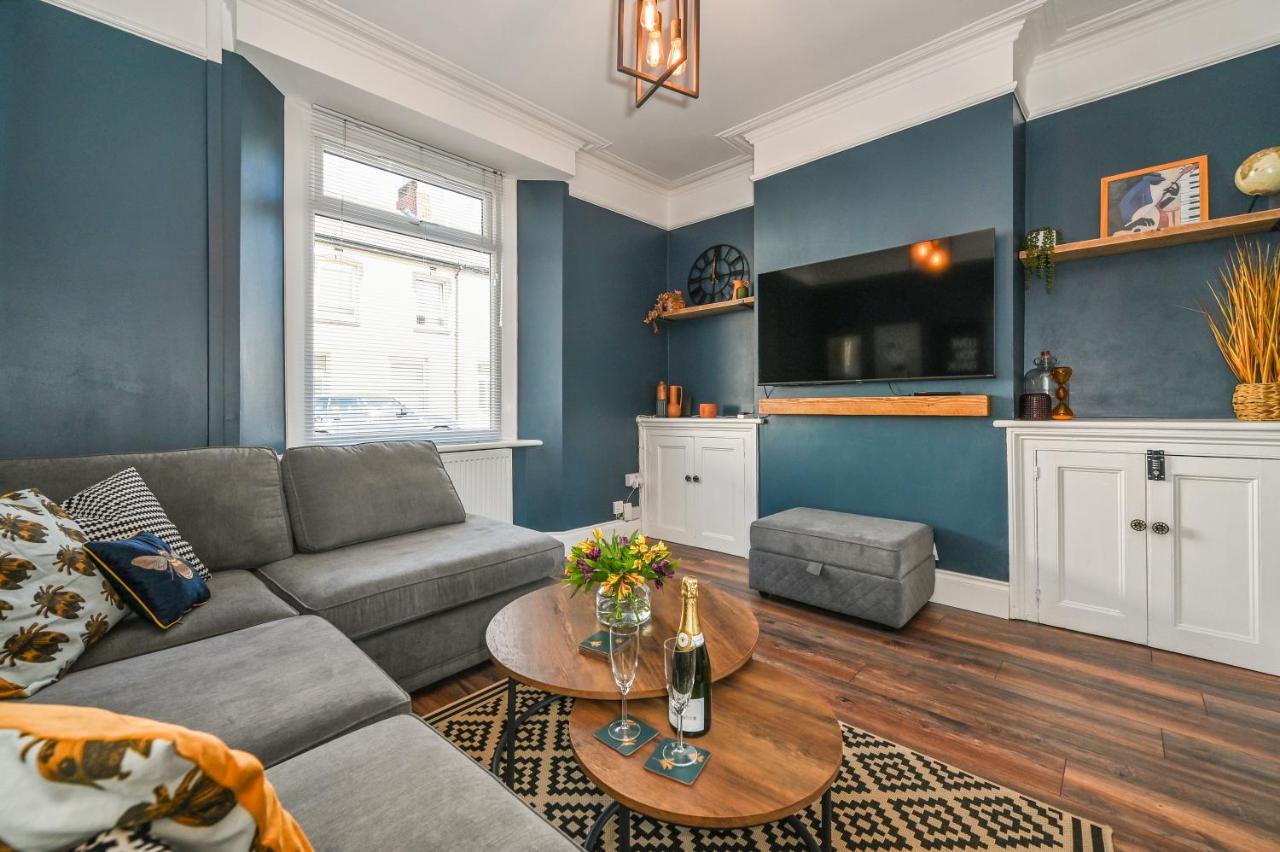Luxury Central City Centre Townhouse with Garden - B&B Cardiff