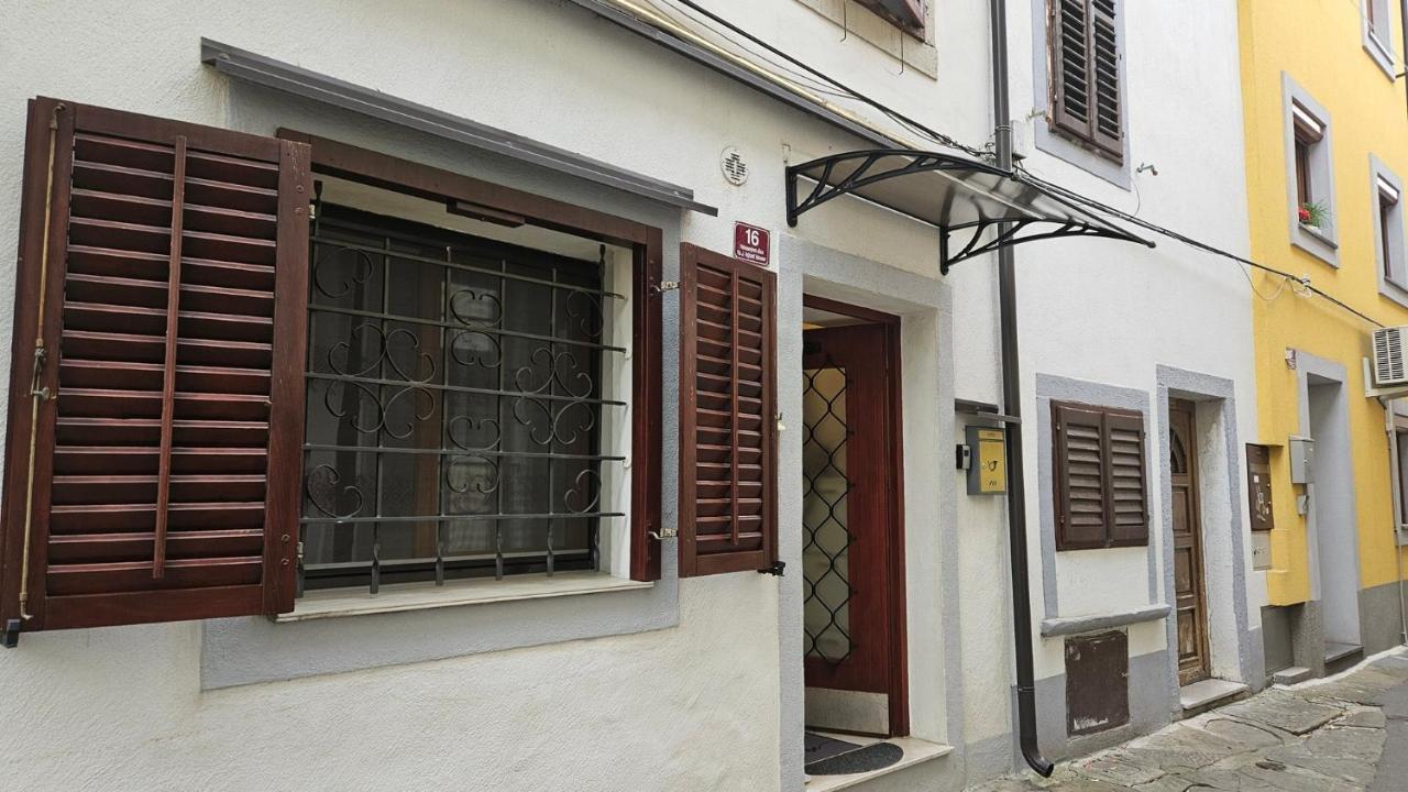 Apartment Sara - Chambres d'hôtes Koper