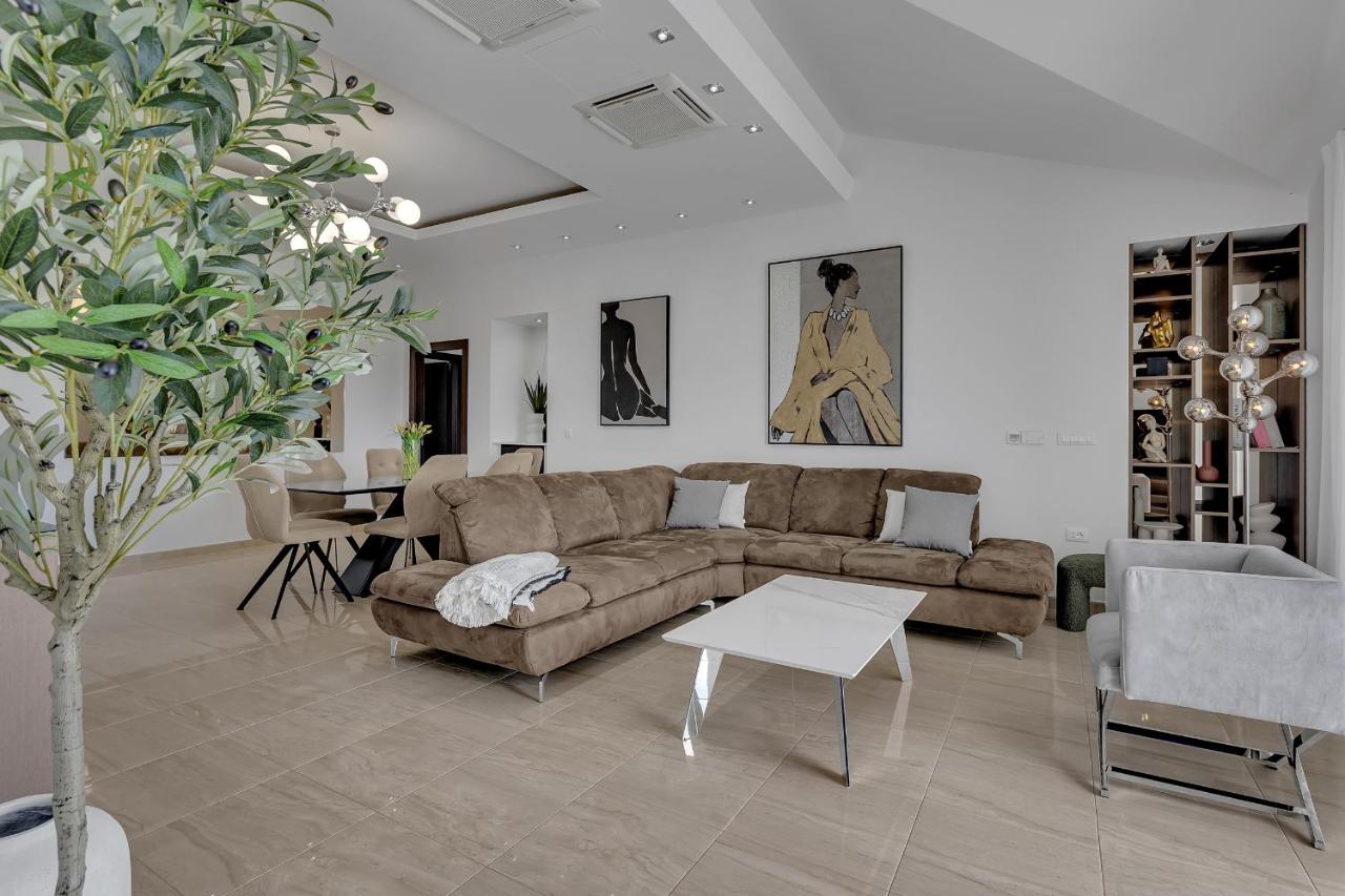 Apartment Star - Bed and Breakfast Makarska