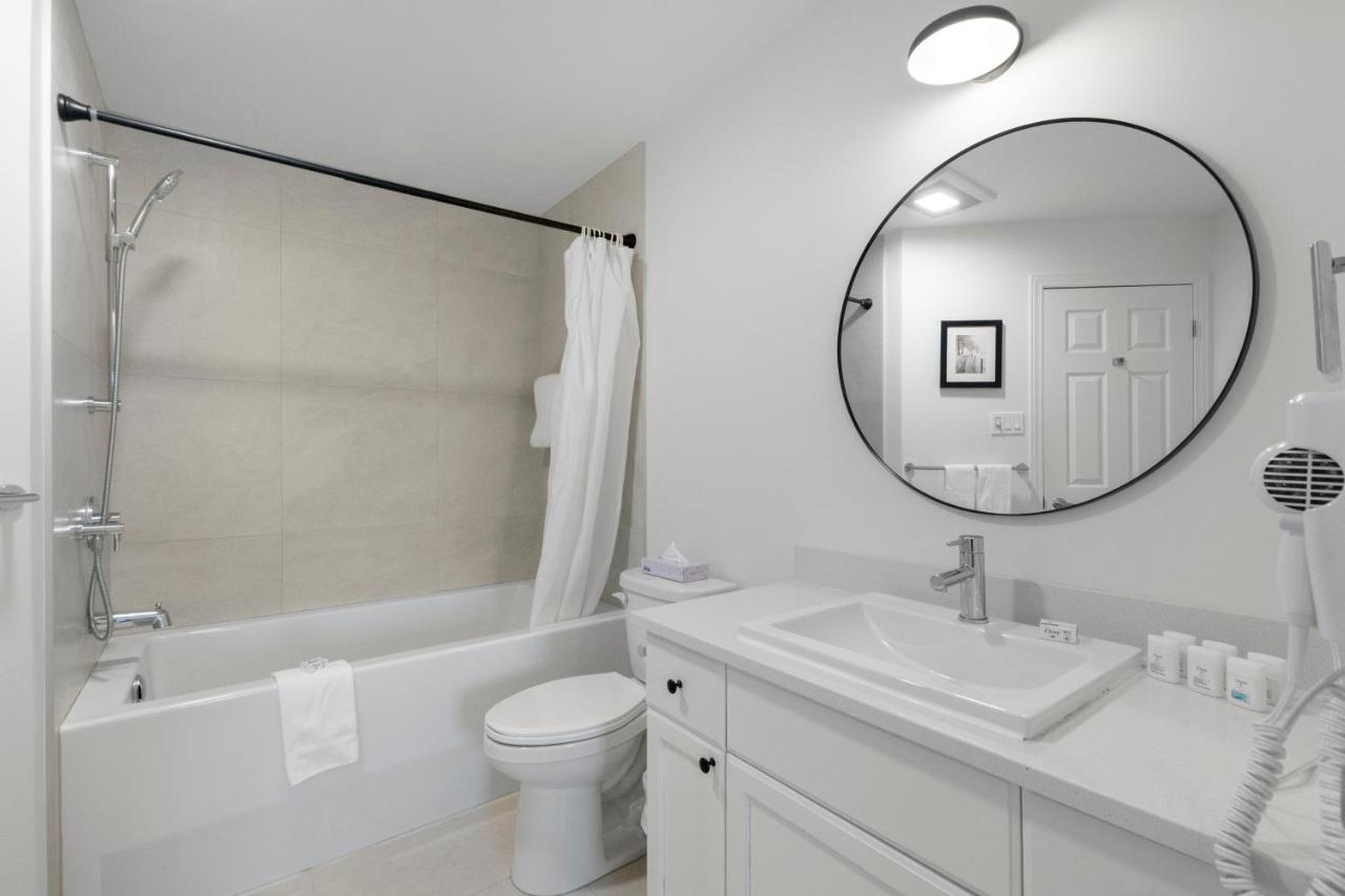 One-Bedroom Superior Apartment