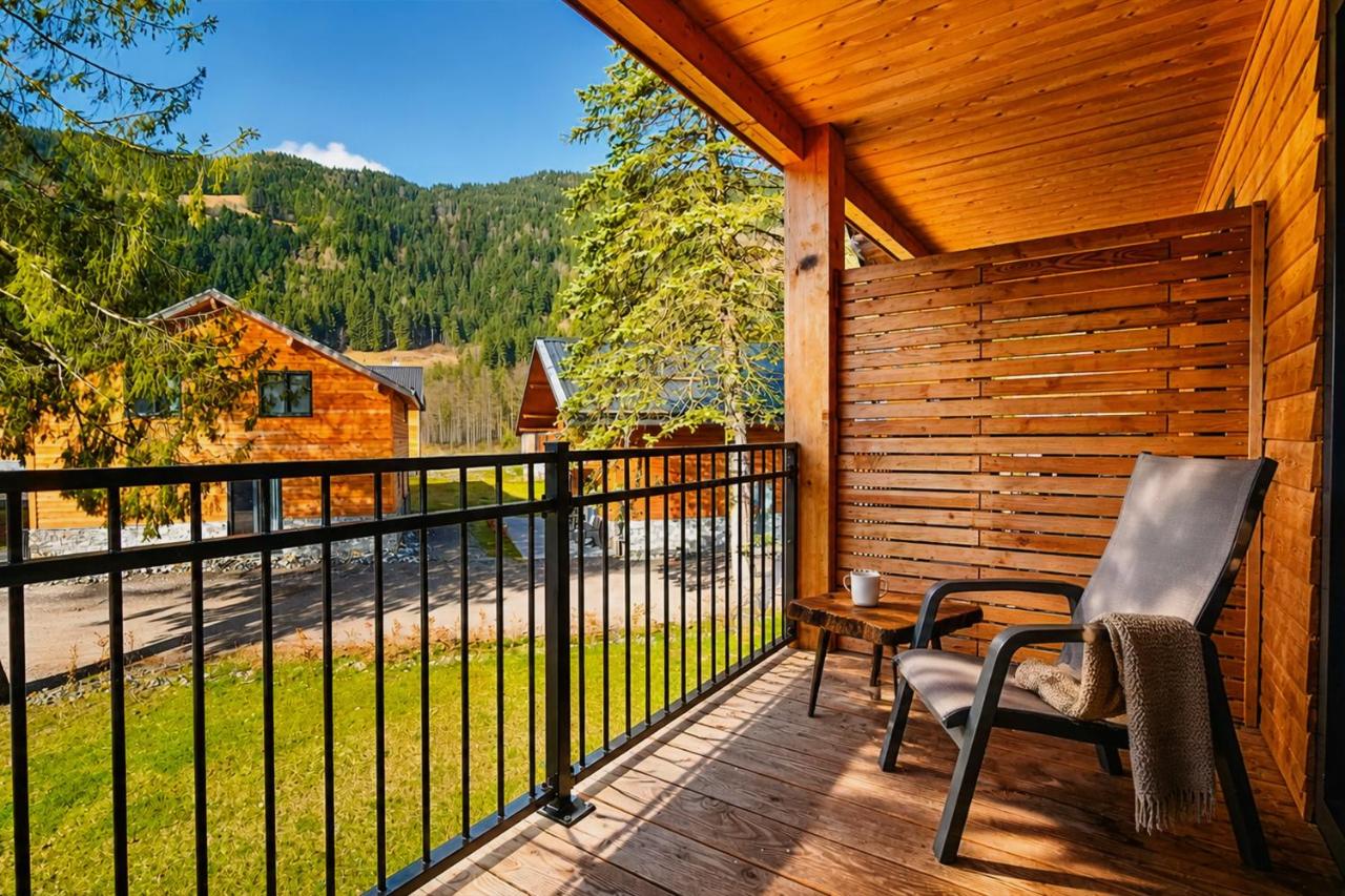 Stylish Loft Apartment with Mountain View near the Lake - B&B Afritz