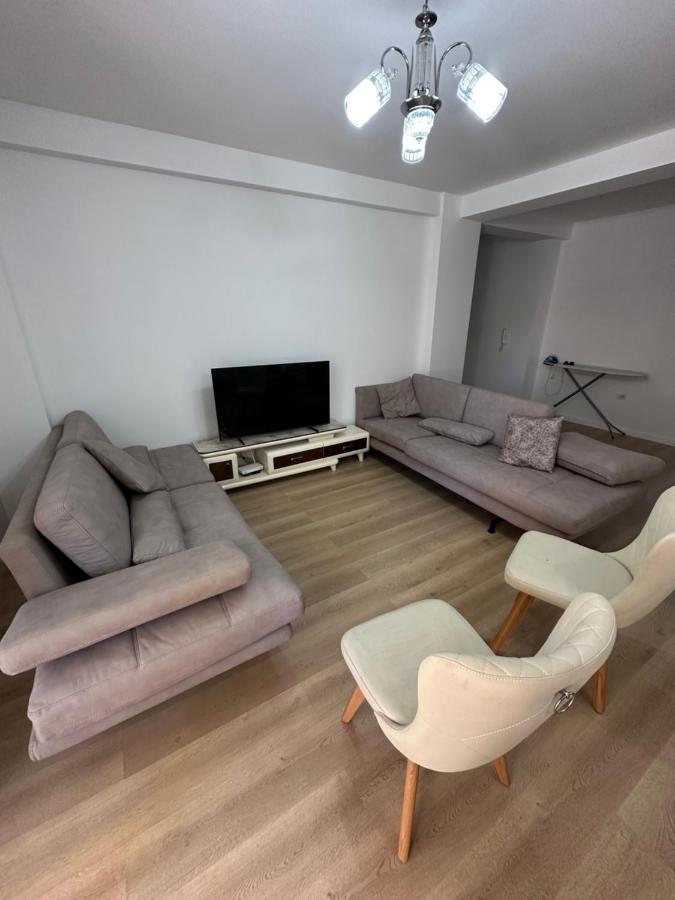 Lilly Apartment - Ferienwohnung Berat
