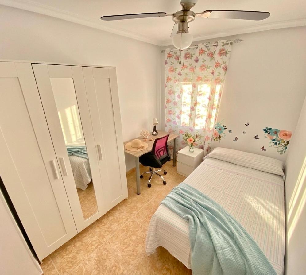 Apartamento EL SOL DEL ZAPILLO - Chambres d'hôtes Almería