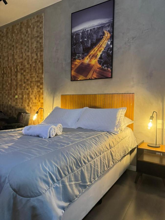 Studio Industrial - Bed and Breakfast Niterói