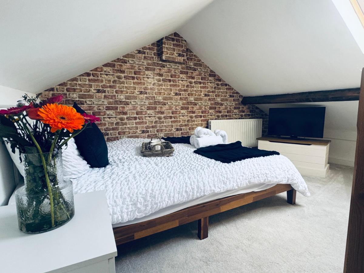 Lonsdale Terrace - 3 Bedrooms - Sleeps 6 - B&B Workington