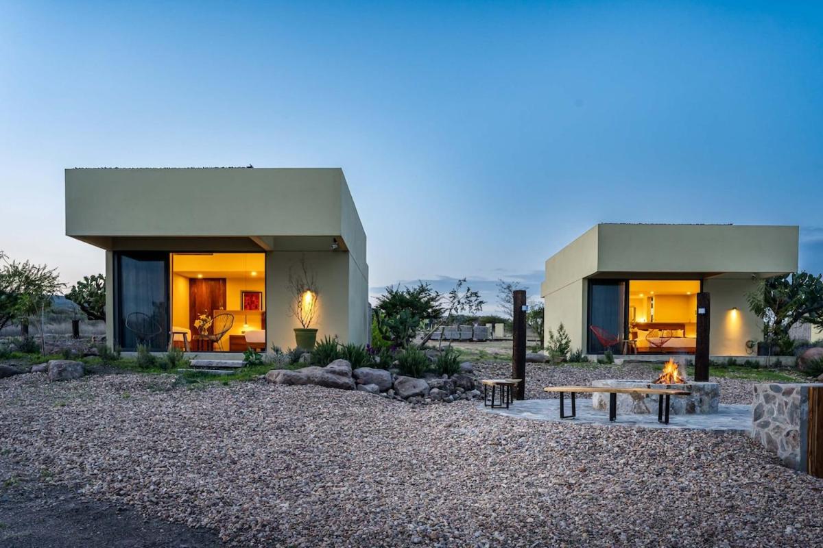 Villa Lua, 2BR Countryside Bungalows for 6 Guests - Bed and Breakfast La Talega
