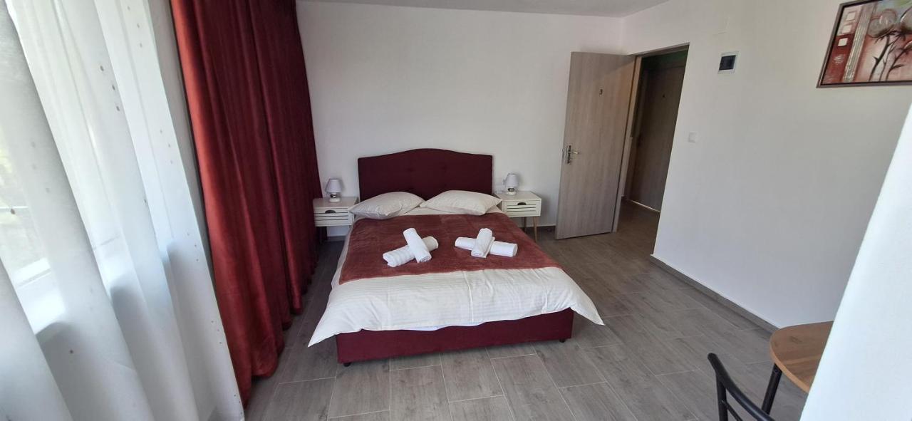Vila Armonia - Bed and Breakfast Curtea de Argeş