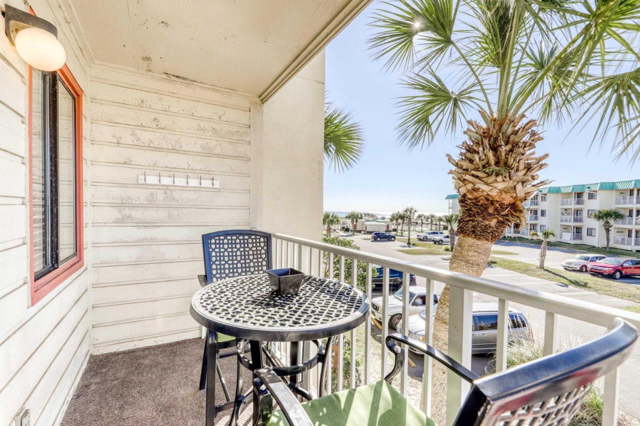 Gulf Highlands condo with gorgeous views shared pool - B&B Fort Morgan