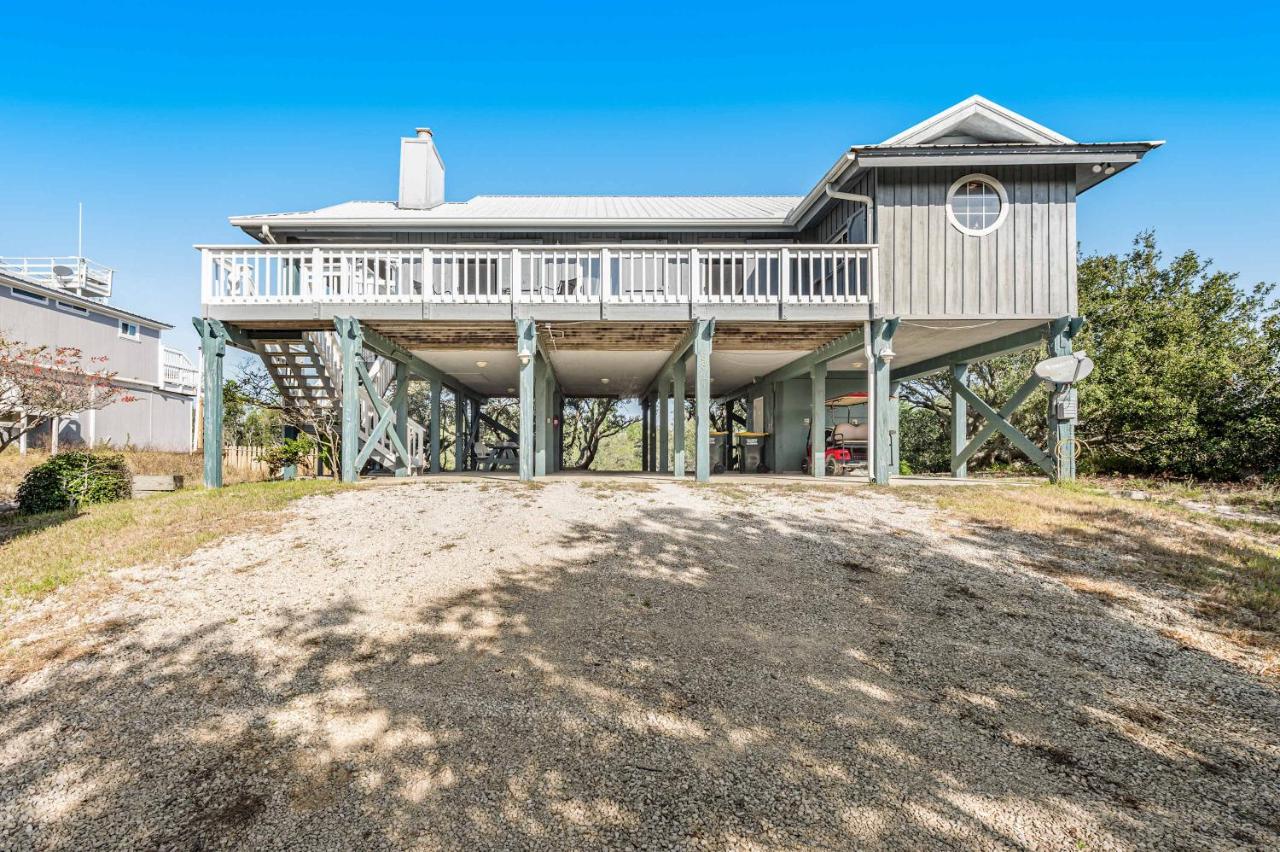 Newly renovated bright & chic Home with private deck grill & near the beach - Chambres d'hôtes Fort Morgan