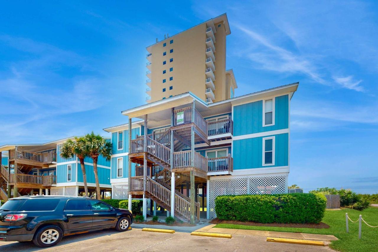 Fun Seahorse condo with gas grill W&D & pool access - walk to West Beach - Chambres d'hôtes Gulf Shores