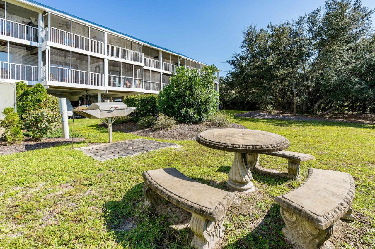 Enchanting condo with pool balcony central AC & washer dryer - Chambres d'hôtes Orange Beach