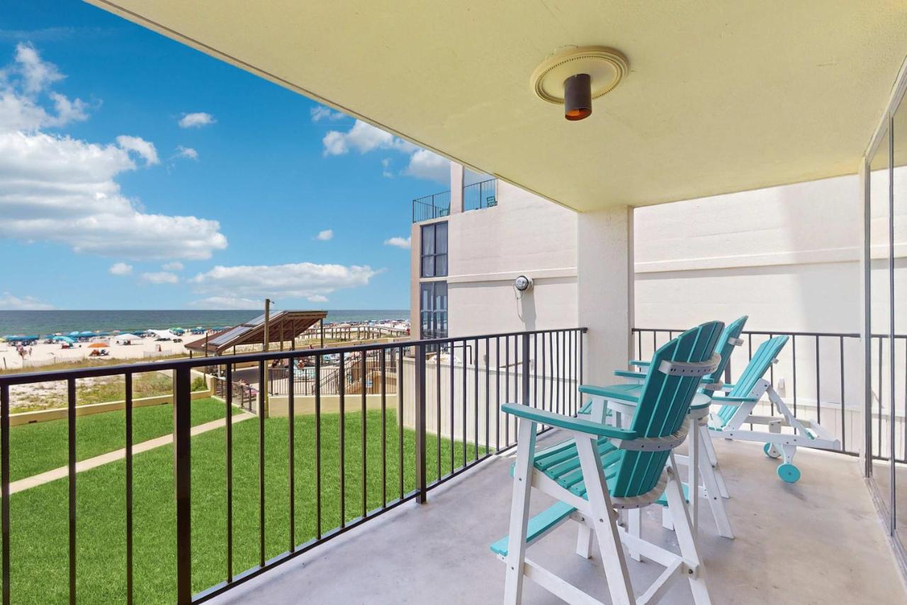 Beautiful beachfront condo with hot tub pool sauna tennis gym & balcony - Chambres d'hôtes Orange Beach