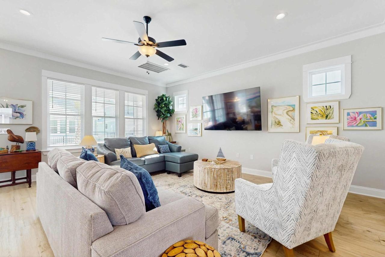 Gorgeous coastal home with plenty of space and easy beach access - Bed and Breakfast Orange Beach