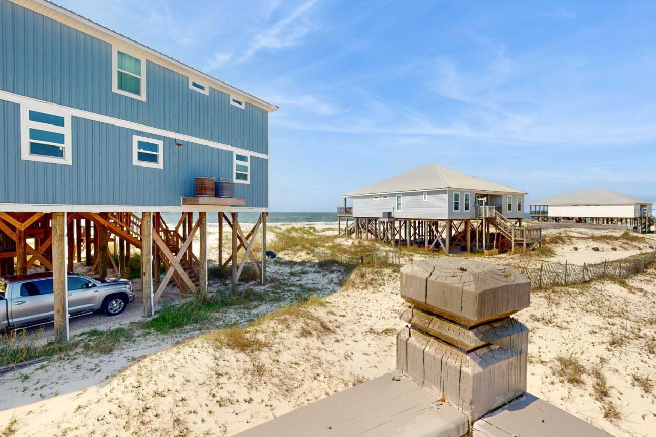 Updated Dog-Friendly Home with Free WiFi Beach Views Covered Porch Washer Dryer - Bed and Breakfast Dauphin Island