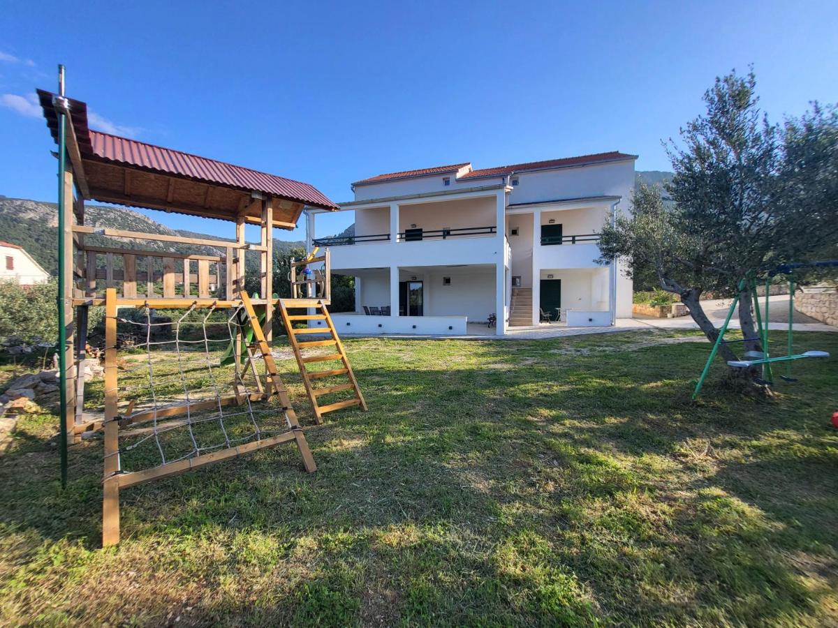 Apartments Pitve - B&B Jelsa