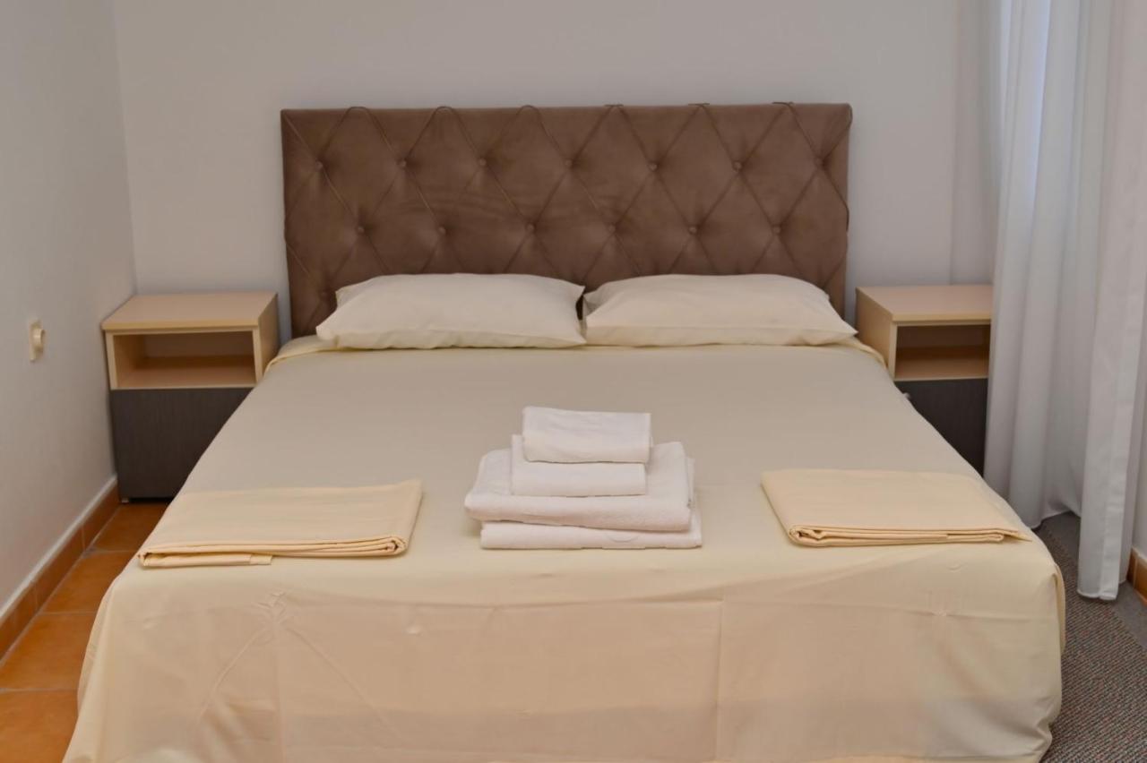 Adriatic Garden Rooms - B&B Bregvija