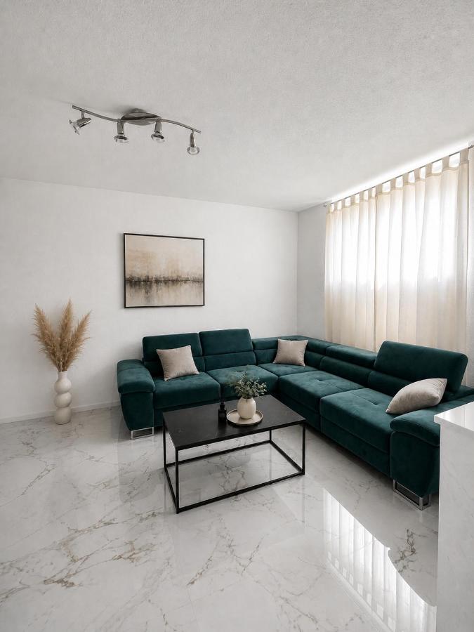 Centrium Makarska - B&B Makarska