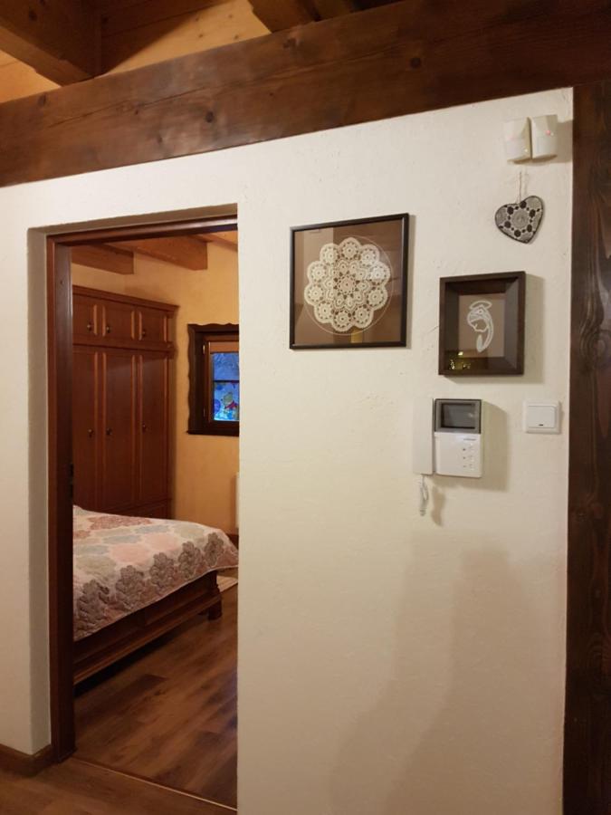 Deluxe Apartment with Terrace and Private Jacuzzi