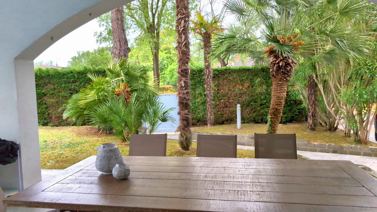 Villa Anastasia, Venetien, Herrschaftliche Villa auf Privatinsel Albarella, 4 Bedrooms 8 Personen, 300 m Golfplatz - Chambres d'hôtes Isola Albarella